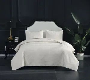 Comfortable and Eco Friendly Quilted Bed Linen Sets Hotel Bed Spread - Shanghai DPF Textile Co., Ltd. - China
