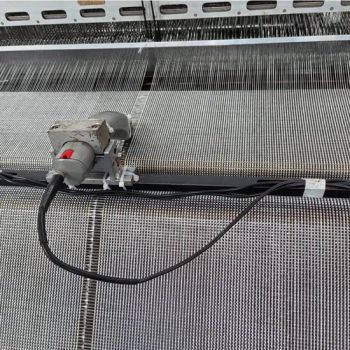Plain Weave Fiberglass and Carbon Fiber Hybrid Fabric for Sporting Goods - Suzhou Huai Ren Chemical Fiber Co., Ltd. - China