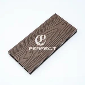 Outdoor Wood Grain WPC Decking Modern Waterproof Anti-Static CE 20Y Custom 3kg/M 4PCS/CTN - Linyi Perfect New Material Co., Ltd - China