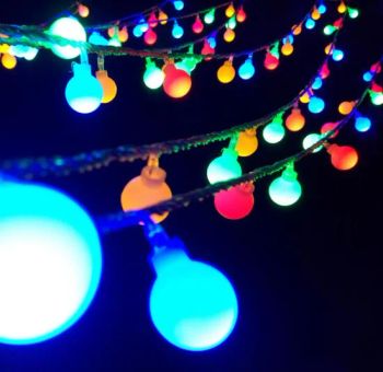 Classic White Frosted Holiday Decoration with Small Ball Bead Lamp - Hangzhou Interlecom Co., Ltd. - China