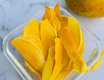 Dried Kent mangoes from Ivory Coast West Africa - De Mel Impex Trading FZ LLC  - United Arab Emirates