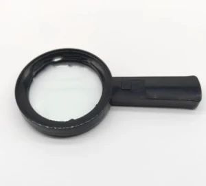 Black Plastic Hand-Held Magnifying Glass with 6LED Lamp Portable Magnifying Glass Reading Magnifying Glass - Ningbo Hongbo Optical Instrument Co., Ltd. - China
