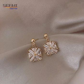 Fashion S925 Silver Needle Geometric Diamond Earrings Jewelry - Longyuan (Guangzhou) Industrial Development Co., Ltd. - China