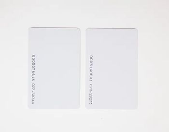 RFID Thick Cards Antenna Integration Built In The Card Communication Technology Radio Frequency Identification Frequency Bands Low Frequency, High Frequency, Ultra High - Viral Copier Private Limited - India