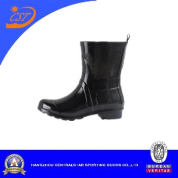 Womens Fashion Comfortable Rubber Rain Boots Size 36-42 Trademark OEM Gender Female Model NO. 66810 Type Rain Boots Material - Hangzhou Centralstar Sporting Goods Co., Ltd. - China