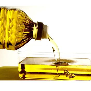 Wholesale Best Price Refined Rapeseed Oil Canola Vegetable Edible Oil for Cooking - Exigentelaxia Unipessoal Lda - Portugal