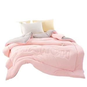 Winter Duvets & Down Comforters Duvet Bedding Set Luxury Quilt Blanket for Hotel - Hangzhou Deyi Home Textile Co., Ltd. - China