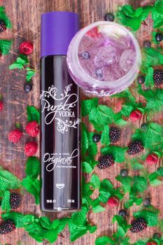 PURPLE VODKA ORIGINAL LICOR Net Weight 0.7 L Delivery Form Bottle Alcohol content > 15 % to 30 % Beverage Type Liqueur, Mixed Drinks, Spirits - PurpleSymbol lda - Portugal