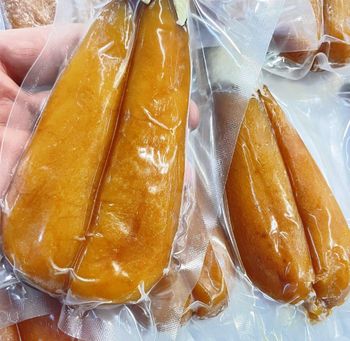 Italian Traditional Quality Bottarga Whole Mullet Roe 100-130g Red Frozen Dried Fish Roe Culinary Heritage Celebration Sarda - COLMAN SARDEGNA SRLS - Italy