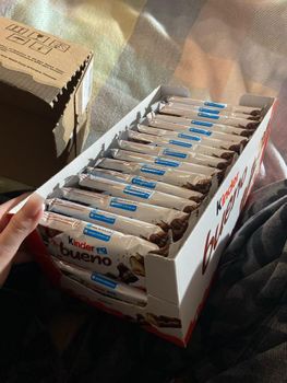 Kinder Bueno Chocolate Crispy Hazelnut Wafer Snack Premium Quality for Grocery Stores and Wholesale Buyers - PLANETE COMMERCE - France