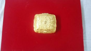 Golden Brass Jewellery Boxes Finish Fine Color Golden Design Elegant Appearance Alluring Intended Use Keeping Jewellery Size Availability Different - Malik Brothers - India