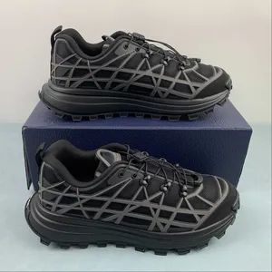 Ashion Joint Zapato Deportivo - Anti-Slip Sole Functional Sports Shoes Football Boots Order Shoes Used Branded Shoes Fashion Shoe Cycling Shoes - Ningbo Mastereliable Trading Co., Ltd. - China