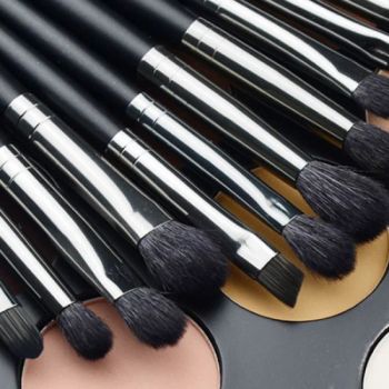 Classic High Quality Goat Hair Vegan Fluffy Private Label Eye Liner Eye Shadow Make up Brush Eyeshadow Eye Makeup Brush - FUZHOU LIWANG ELECTRONIC TECHNOLOGY CO., LTD. - China