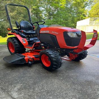 Kubota B2301 23HP Farm Tractor 4WD Mini Utility Machine with Front Loader Bucket for Field Work Orchard Gardening from Smart Agri GmbH Kubota B2301 23HP Farm Tractor 4WD Mini Utility Machine with Front Loader Bucket for Field Work Orchard Gardening - Smart Agri GmbH - Germany
