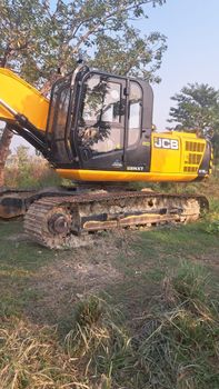JS 215 EXCAVATOR - AKA EARTHMOVERS - India