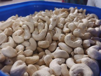 Cashewnut w320 - SREE BANNARI AMMAN DRY FRUITS  - India