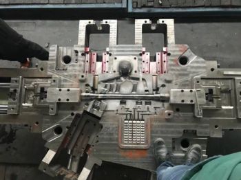 Precision Mould Chamber Die Casting Machine - K&E Machinery (Ningbo) Co., Ltd. - China
