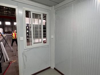 Prefabricated Steel Structure Folding Flat Pack Container House Clinic - China Chengdu Yuwen Co., Ltd. - China