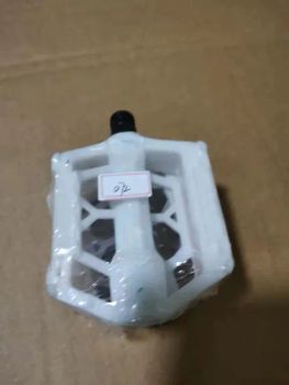 PP Bicycle Pedal with Reflector Origin Hebei Reflector with HS Code 87149610 Model NO. new-072 Axle Material Steel Customized - Guangzong Shuanglong Bicycle Industry Co., Ltd. - China