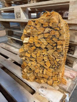 Wholesale Premium Kindling Firewood Dry And Ready For Bulk Supply Perfect For Commercial Use Home Heating And Fire Starting Needs Buy Now Fast Delivery Premium Quality - wood traders - Poland