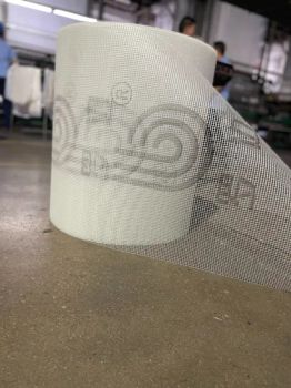 Alkali Resistant Fiberglass Mesh Origin China Weave Type Leno HS Code 7019699090 Trademark Luobian Brand Fiberglass Type - Jiangxi HuaYuan New Material Co.,Ltd. - China