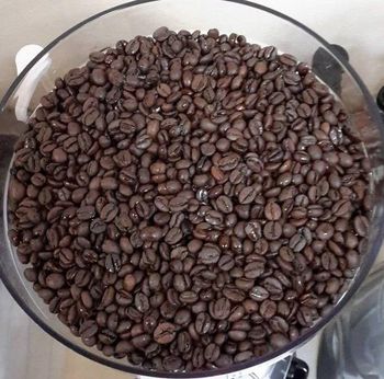 Roasted Coffee Bean – product photo, Roasted Robusta Coffee Beans products found from trusted suppliers, wholesalers, manufacturers & exporters Listing