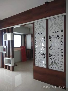 Brown Wooden Living Hall Partition, 7 Panels, Walnut Height 10 ft Colour Brown Material Wooden Pattern Designer Surface Finish - Shayon Home Creation - India
