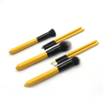 Yellow Makeup Brushes Set 12PC Face Eye Cosmetic Pen Artificial Hair Beauty Tool Make up Powder Blush Brushes Kit - FUZHOU LIWANG ELECTRONIC TECHNOLOGY CO., LTD. - China