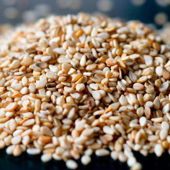 Global Supply Sesame Seeds Export Grade Premium Natural Seeds with Stable Quality for Importers and Distributors - AGRONOVA - United States