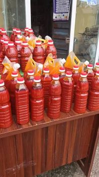 Pure Red Palm oil Form Oil Flavor Earthy Color Deep Red, Red Origin Finest Palm Fruits Packaging Details 1 liter Purity 100% Natural, Unrefined - ABSS FARM VENTURES - Nigeria