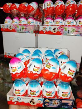 Kinder joy chocolate from GOLDEN STAR BV Kinder joy chocolate - GOLDEN STAR BV - South Africa