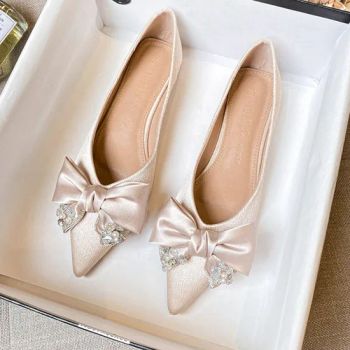 Ladies Bow Slippers Outdoor Flat Loafer Pointed Toe Mules Slides Footwear - Xiamen Elletop Import and Export Co., Ltd - China