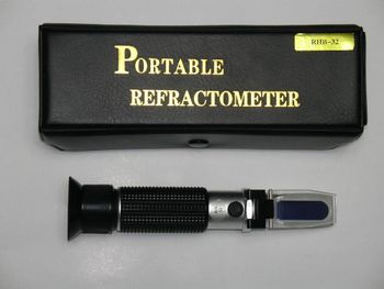 Hand Refractometers Sucrose Accuracy + 0.20 % Alcohol Accuracy + 0.2 % Vol Sucrose Minimum Division 0.2 % Alcohol Minimum Division 0.20 % - Hand Refractometer, India - India