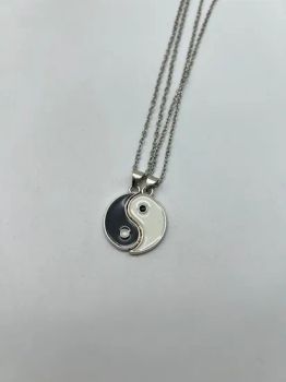 Stainless Steel Friendship Necklace Fashionable Bff Necklaces Set - Trendy Jewelry with Split - Heart Design - Guizhou Jiegui Trading Co., Ltd - China