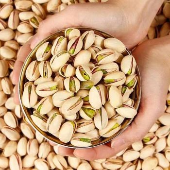 Raw Dried Pistachio Kernels Premium Grade - SAEBYGARD AVLSGARD A/S - Denmark