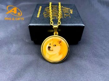 2021 Hot Selling Fine Gold Sterling Silver Jesus Head Face Charm Religious Pendant Doge Coin My Lucky Coin Necklace Chain Pendant - Dongguan AQ PINS&GIFTS CO.,LTD - China