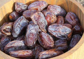 Dried Dates Palm For Sale from DAEWKAEW PANTAMANG Co., Ltd Dried Dates Palm For Sale - DAEWKAEW PANTAMANG Co., Ltd - Thailand