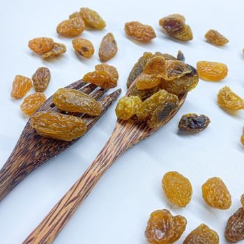 Raisins From Thanh Long Dried Seedless Raisins Fresh Fruit Dried Fruits OEM HACCP Product of Vietnam From Vietnam Manufacturer - THANH LONG 1 CONFECTIONERY BUSINESS HOUSEHOLD - Vietnam