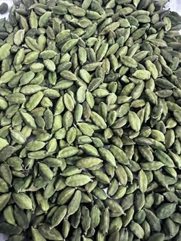 Green Cardamom - Mangroves Global - United Arab Emirates