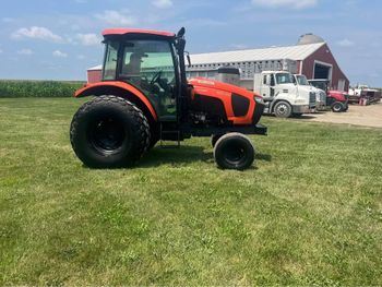 Premium Quality Wholesale Kubota M5-091 Wheel Tractor with Engine Motor Gear Pump Gearbox Buy Fast Delivery - Smart Agri GmbH - Germany