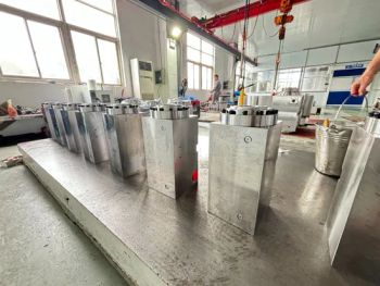 Precision Machined Hydraulic Cylinder for 40t/100t/250t Press Brake Machines and Shearing Machine - Yuhua Machinery Co., Ltd - China