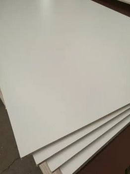 High Quality 1220X2440 9mm Melamine Particle Chipboard Wall Panels/Boards for Furniture Backboard - Linyi Consmos Imp. & Exp. Co., Ltd. - China