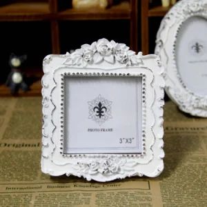 Home Decoration Studio Resin Picture Frame for Promotion Gift - Fuzhou August Trade Co., Ltd. - China