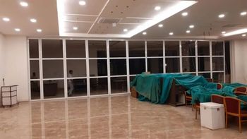 Aluminium Doors Sliding Folding Partitions Color Any Size Customized Material Aluminium Feature Sound proof Usage/Application - D G Enterprise - India