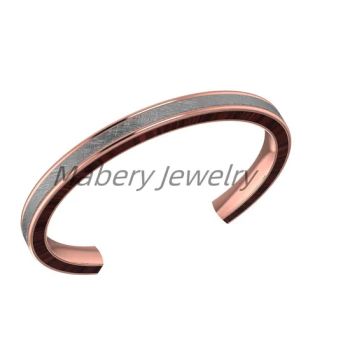 Elegant Stainless Steel Bangle with Durable Titanium Accents - Mabery Jewelry Limited - China