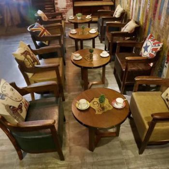 Louis Fashion Cafe Bar Furniture Sets Table and Chair Combination Dessert Shop Milk Tea Shop Theme Western Restaurant Hotel - Foshan Yiran Furniture Co., Ltd - China