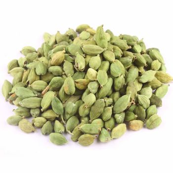 High Quality Organic Green Cardamom Preferential Price Dried Herb Spice Halal Certified Raw - TRADECENTRIC LLC - United States