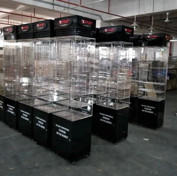 Rotary Acrylic Sunglass Eyewear Display Stand LED Spinning Wooden Display OEM Factory - Shenzhen Leshi Display Products Limited - China