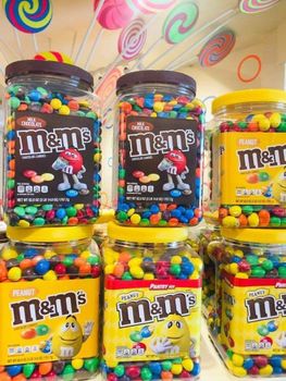 Wholesale M&M’s Chocolate Candy Premium Quality Rich Chocolate Flavor Great Choice for Resellers Convenience - PLANETE COMMERCE - France