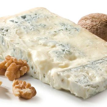 Italian Gorgonzola Cheese Color white Shape Block Taste Sweet Weight (kg) 12 Ingredients Rennet Shelf Life 60 days Processing Type - GUSTI D'ITALIA S.R.L. - Italy